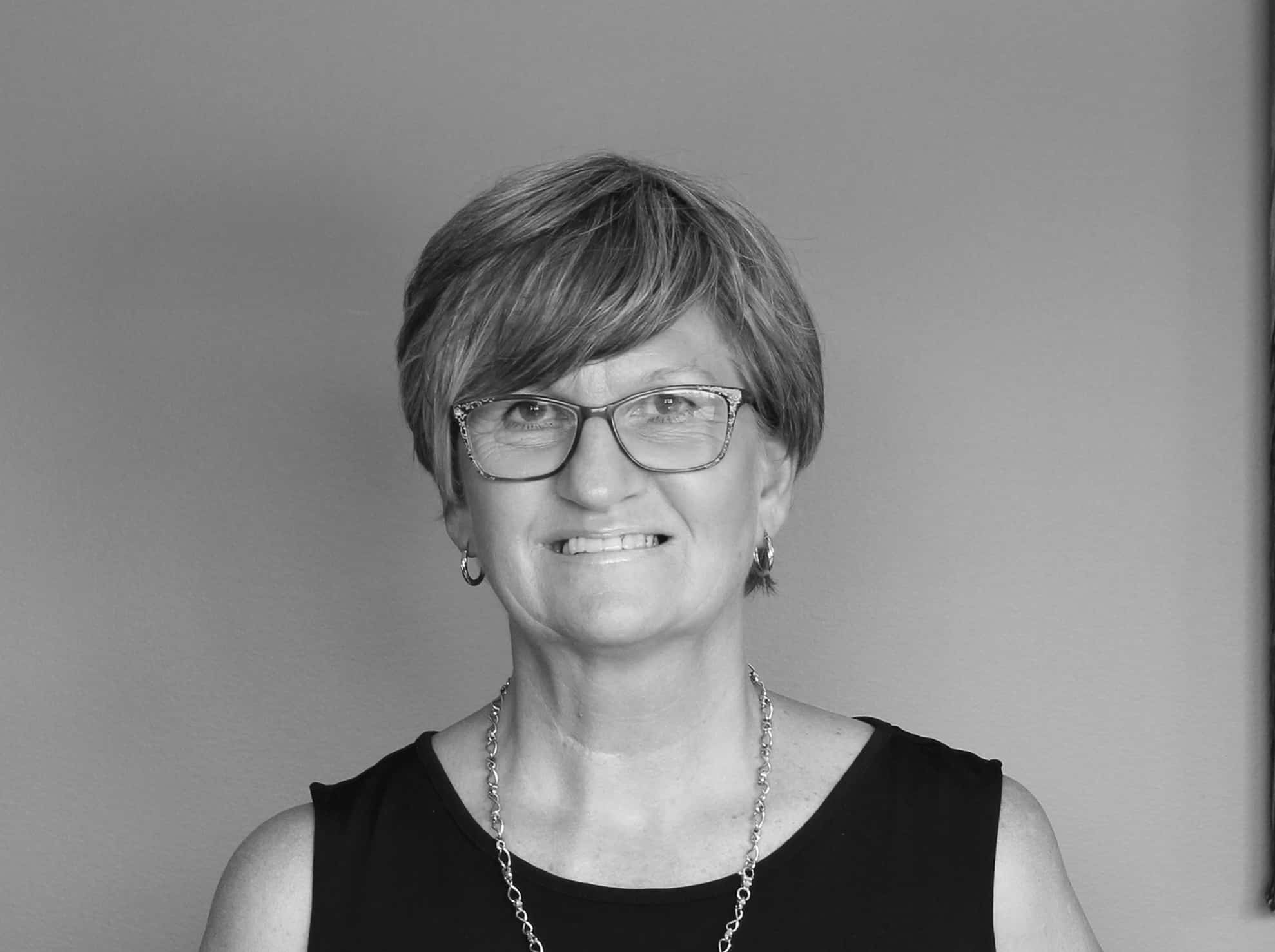 Cindy Lindberg - smartAR Account Manager